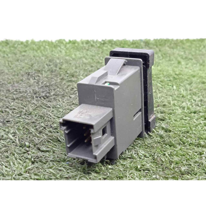 Recambio de interruptor para iveco daily furgón 2.3 diesel referencia OEM IAM 5801401472-5801523526 ASR 