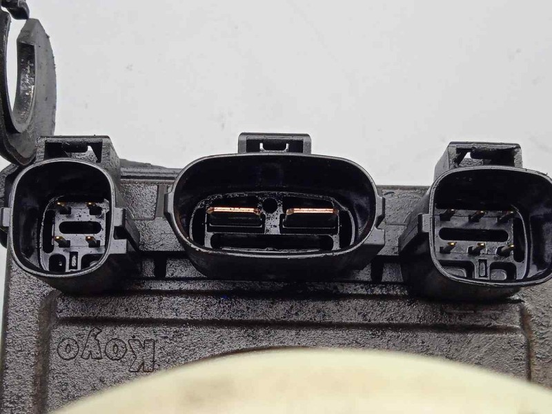 Recambio de bomba direccion para mazda 3 berlina (bk) 1.6 cd diesel cat referencia OEM IAM BP4L32600  ELECTRICA