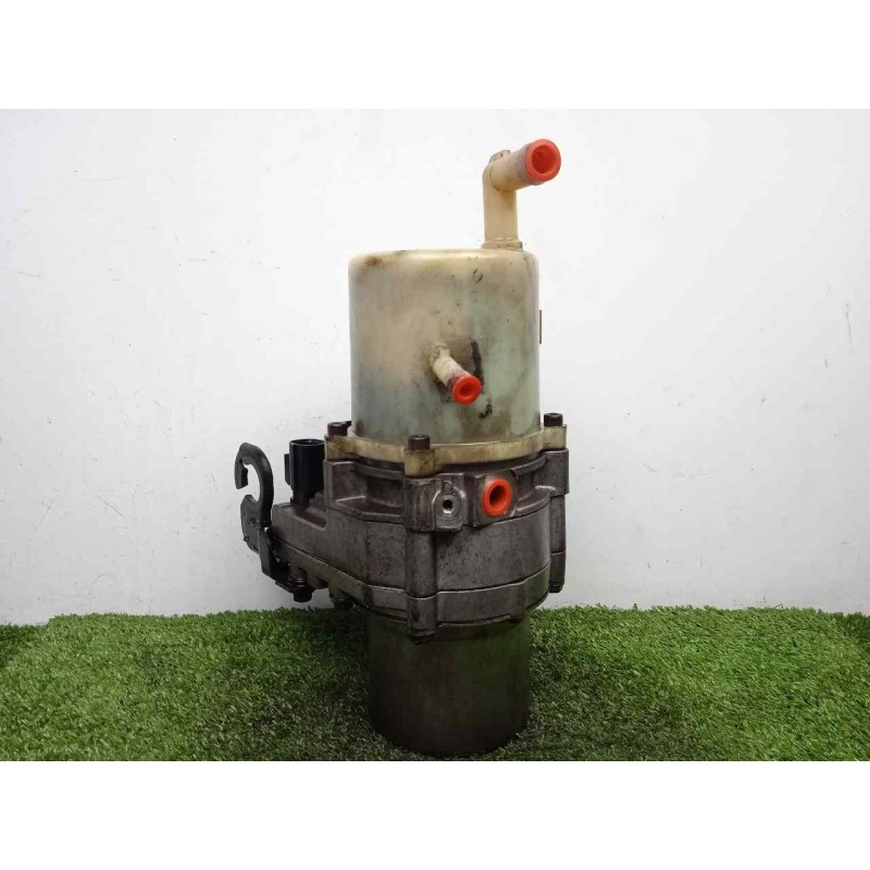 Recambio de bomba direccion para mazda 3 berlina (bk) 1.6 cd diesel cat referencia OEM IAM BP4L32600  ELECTRICA