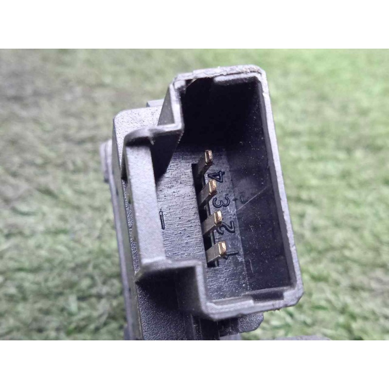 Recambio de interruptor para iveco daily furgón 2.3 diesel referencia OEM IAM 5801451297  