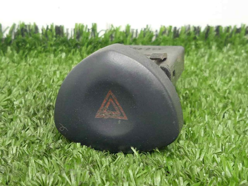 Recambio de warning para renault clio ii fase ii (b/cb0) 1.4 16v referencia OEM IAM   