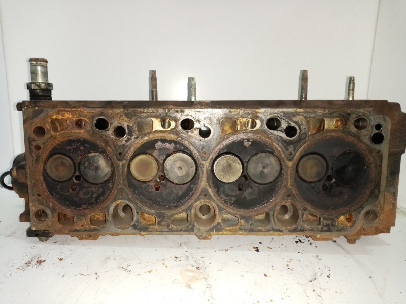 Recambio de culata para ford focus berlina (cak) 1.8 tddi turbodiesel cat referencia OEM IAM XS4Q6090AD  L9GLA