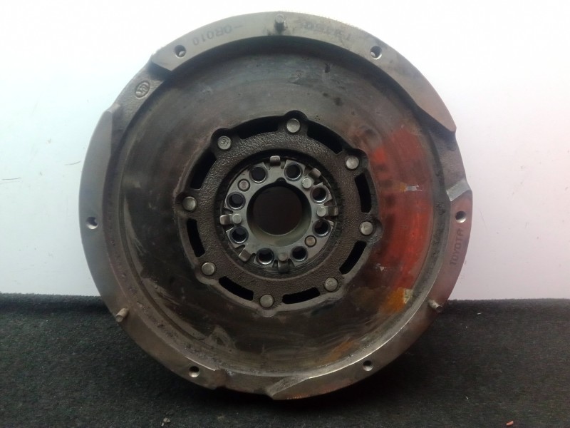 Recambio de volante motor para toyota avensis berlina (t25) 2.2 d-4d cat referencia OEM IAM 134500R010  