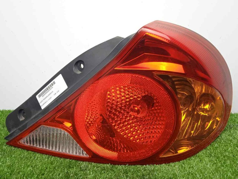 Recambio de piloto trasero derecho para kia sephia ll 1.6 cat referencia OEM IAM  00-03 4.PUERTAS