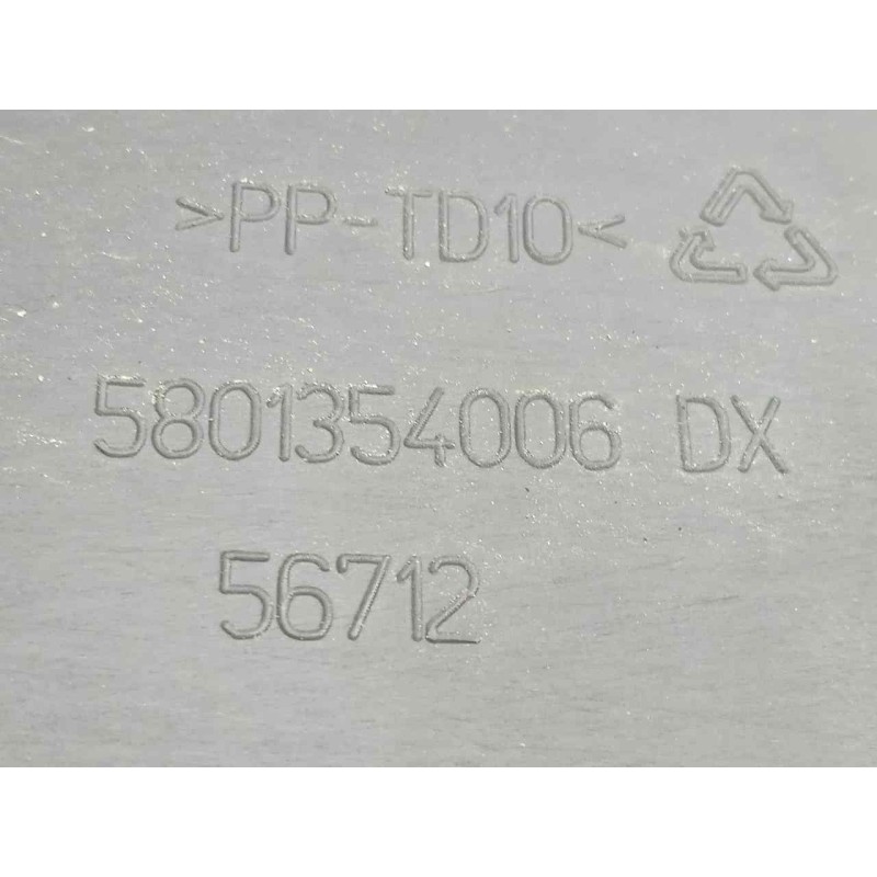 Recambio de aletin delantero derecho para iveco daily furgón 2.3 diesel referencia OEM IAM 5801354006-5801354006DX  