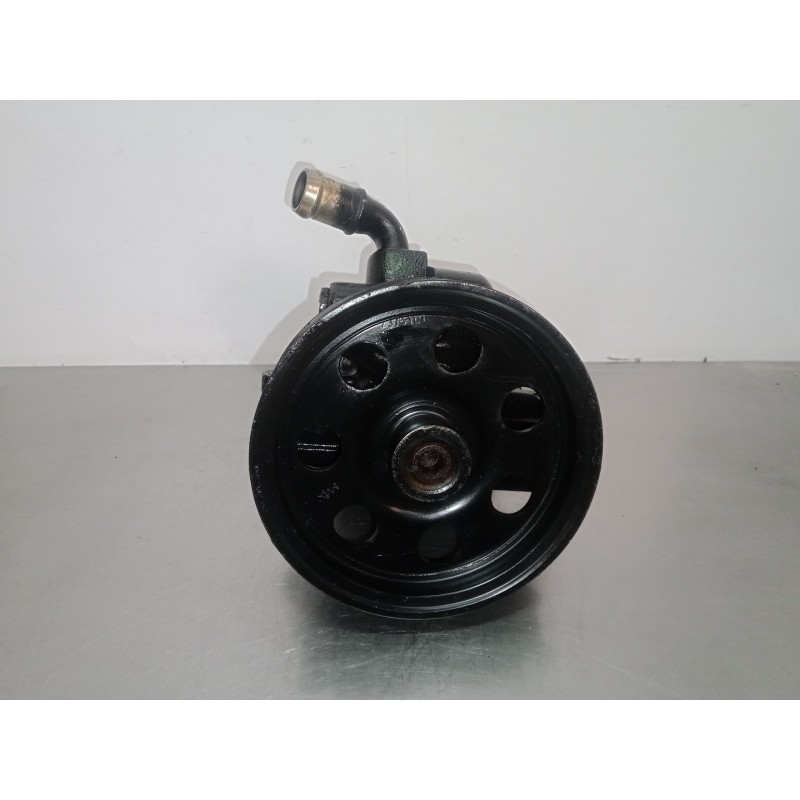 Recambio de bomba servodireccion para ford focus berlina (cak) 1.8 tdci cat referencia OEM IAM 3JB0303  