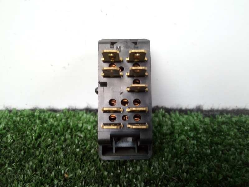 Recambio de warning para renault 19 hatchback (b/c53) 1.8 referencia OEM IAM  2.SERIE 