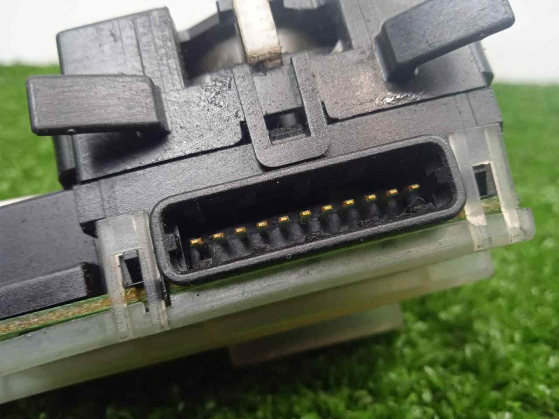 Recambio de mando luces para mitsubishi space wagon (n80/n90) 2.4 gdi cat referencia OEM IAM   