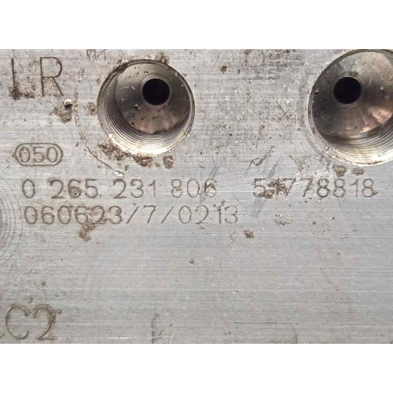 Recambio de abs para fiat stilo (192) 1.4 referencia OEM IAM 0265800560-0265231806-51778818 BOSCH 