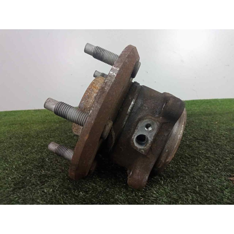 Recambio de rodamiento buje trasero para chevrolet captiva 2.0 diesel cat referencia OEM IAM 25903295 5X115 