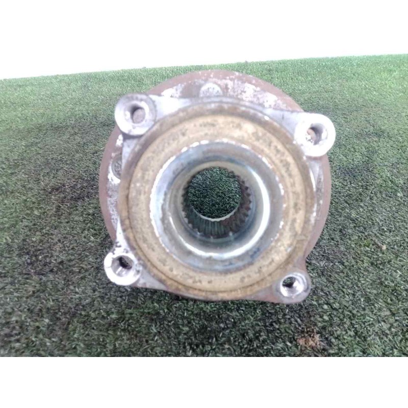 Recambio de rodamiento buje trasero para chevrolet captiva 2.0 diesel cat referencia OEM IAM 25903295 5X115 