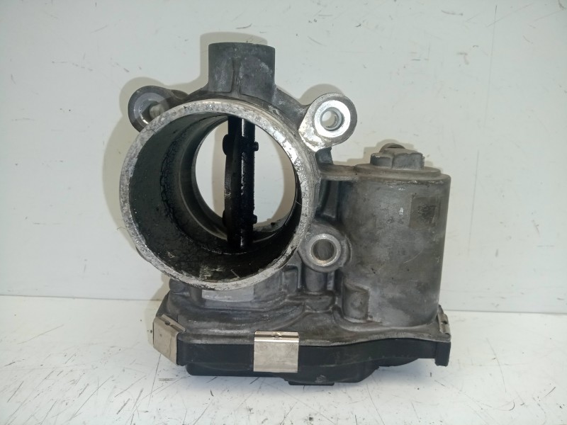 Recambio de caja mariposa para opel astra j lim. 1.6 cdti dpf referencia OEM IAM 55570009  