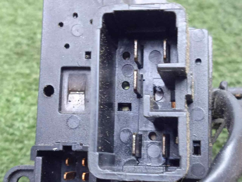 Recambio de mando luces para mitsubishi carisma berlina 4 (da0) 1.9 turbodiesel referencia OEM IAM SINREFERENCIA  