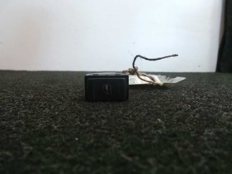 Recambio de mando elevalunas trasero izquierdo para volkswagen passat berlina (3b3) 1.9 tdi referencia OEM IAM 1J0959855  