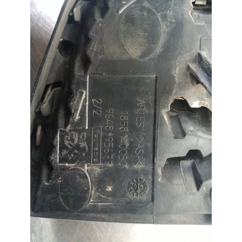 Recambio de rejilla paragolpes central para peugeot 407 sw 2.0 16v cat (rfj / ew10a) referencia OEM IAM   