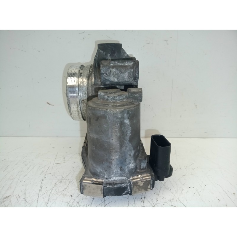 Recambio de caja mariposa para opel astra j lim. 1.6 cdti dpf referencia OEM IAM 55570009  