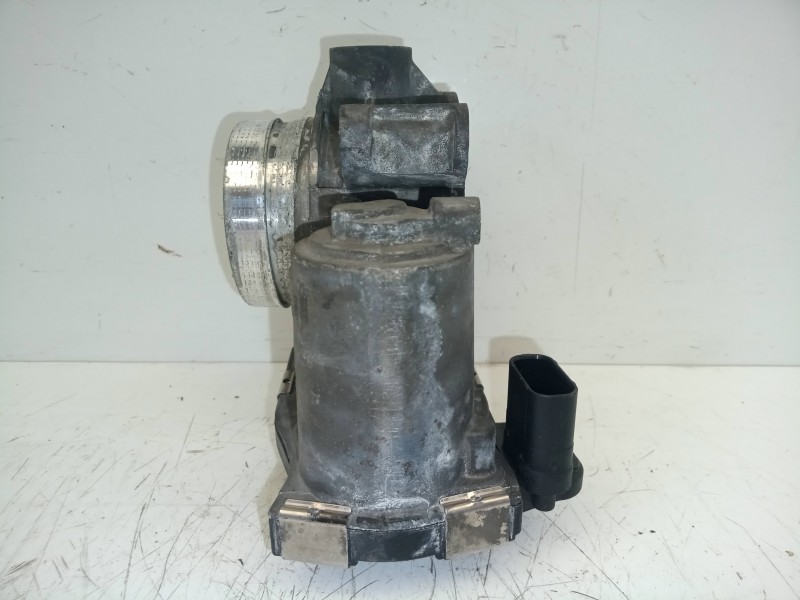 Recambio de caja mariposa para opel astra j lim. 1.6 cdti dpf referencia OEM IAM 55570009  