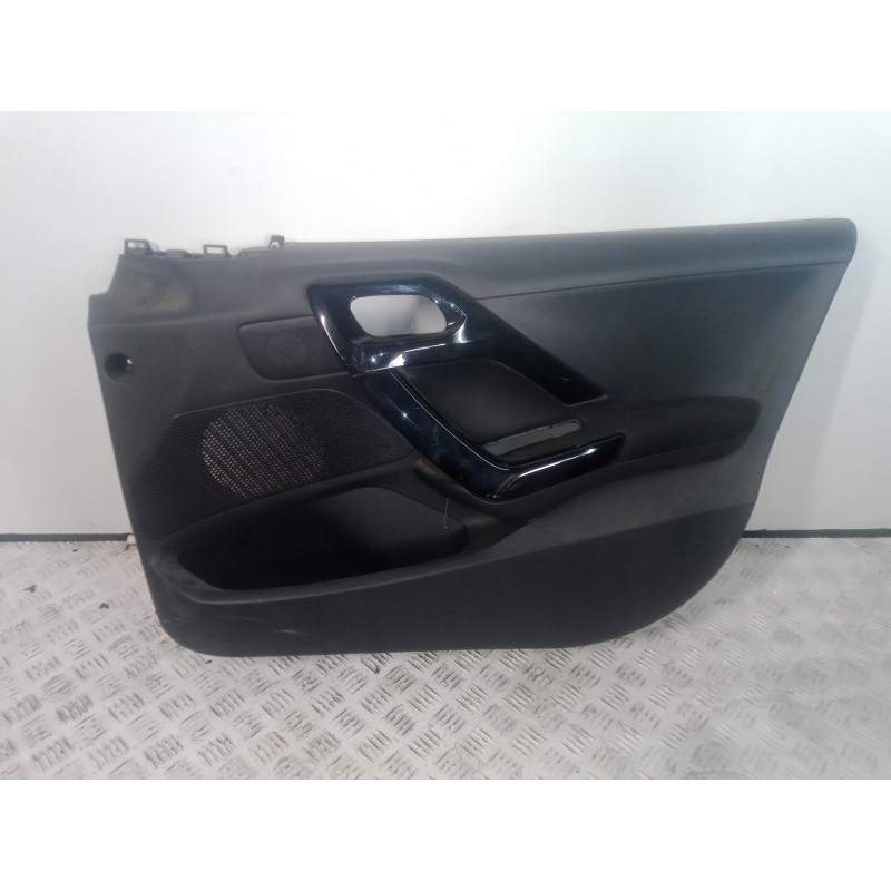 Recambio de guarnecido puerta delantera derecha para peugeot 208 1.2 12v vti referencia OEM IAM 96763525ZD  