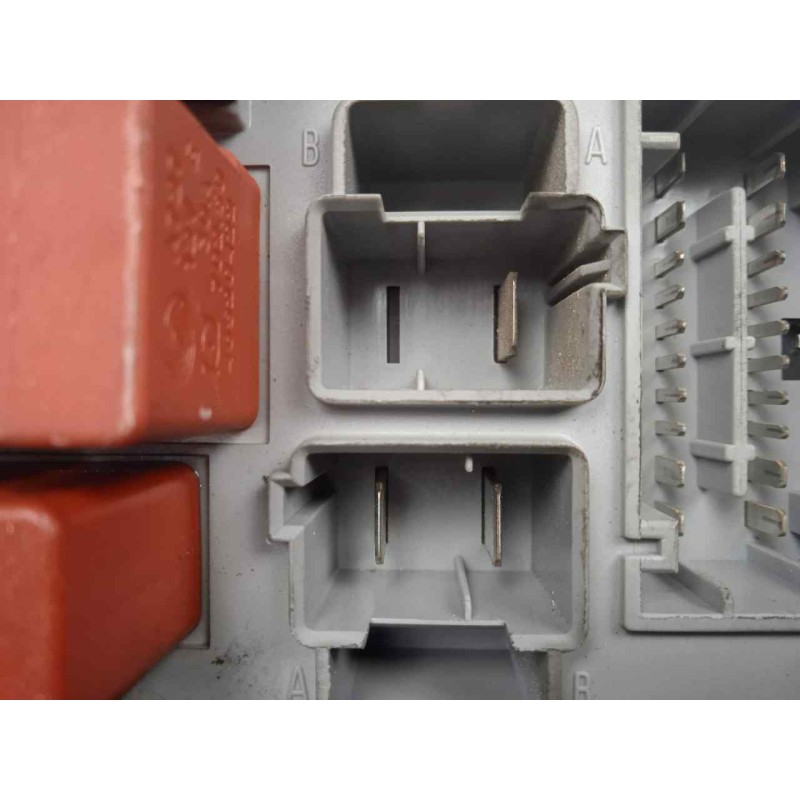 Recambio de caja reles / fusibles para fiat croma (194) 1.9 jtd 16v cat referencia OEM IAM 46846745-46846745CPL  