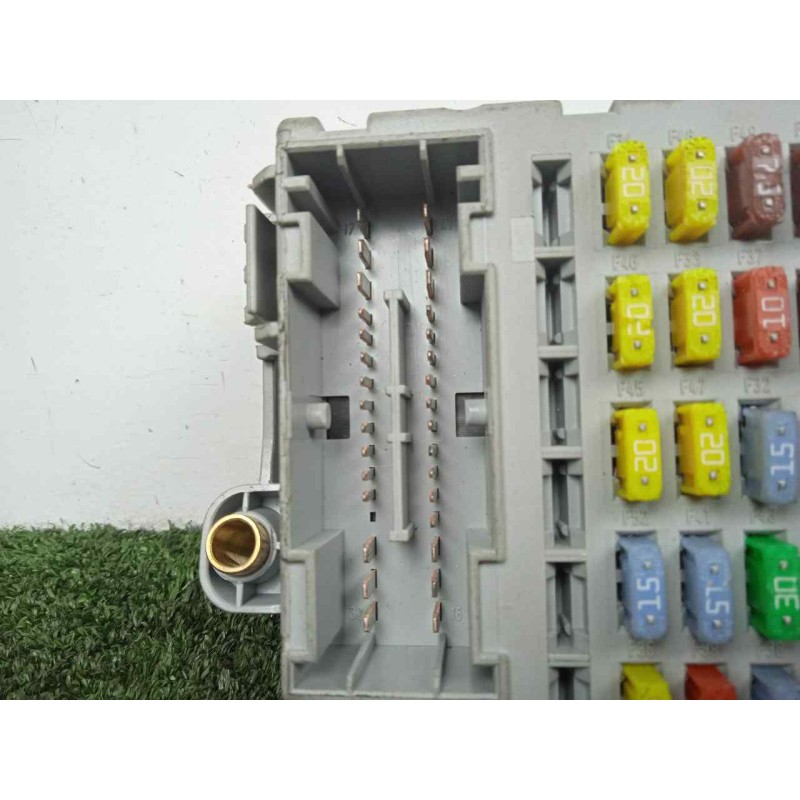 Recambio de caja reles / fusibles para fiat croma (194) 1.9 jtd 16v cat referencia OEM IAM 46846745-46846745CPL  