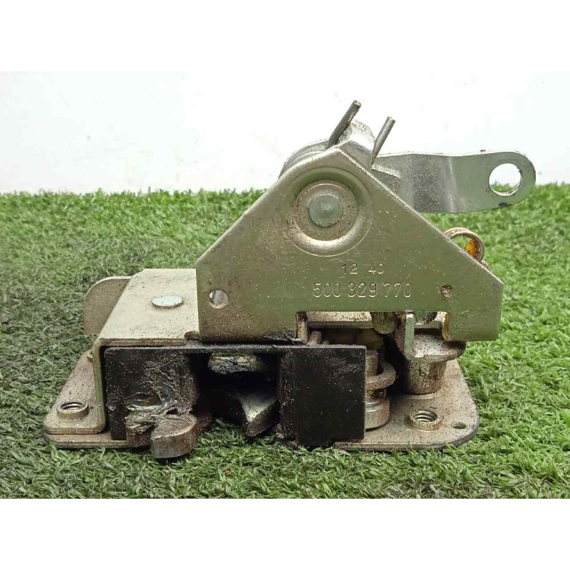 Recambio de cerradura maletero / porton para iveco daily furgón 2.3 diesel referencia OEM IAM 500329770  