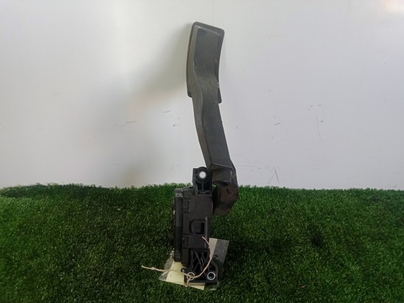 Recambio de pedal acelerador para volkswagen passat berlina (3b3) 1.9 tdi referencia OEM IAM 8D1721523J  6PV00837603