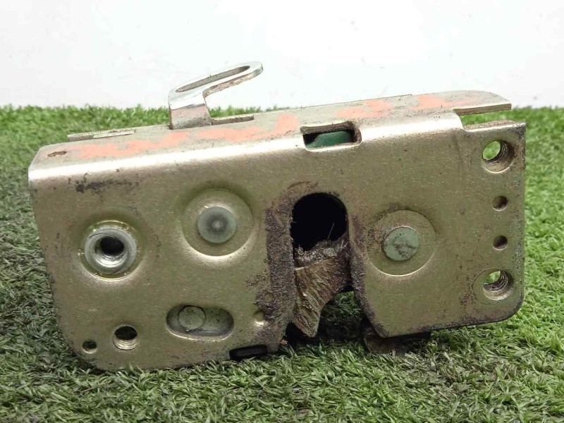 Recambio de cerradura maletero / porton para iveco daily furgón 2.3 diesel referencia OEM IAM 500329770  