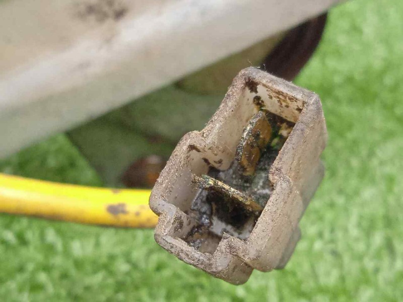 Recambio de elevalunas trasero derecho para mitsubishi montero (l040) 2.5 turbodiesel referencia OEM IAM  ELECTRICO 2.PINES