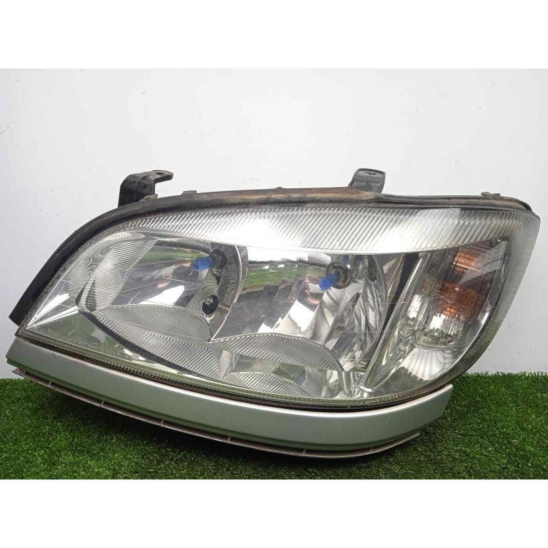 Recambio de faro izquierdo para opel zafira a 2.0 dti referencia OEM IAM SINREFERENCIA ZAFIRA.A 