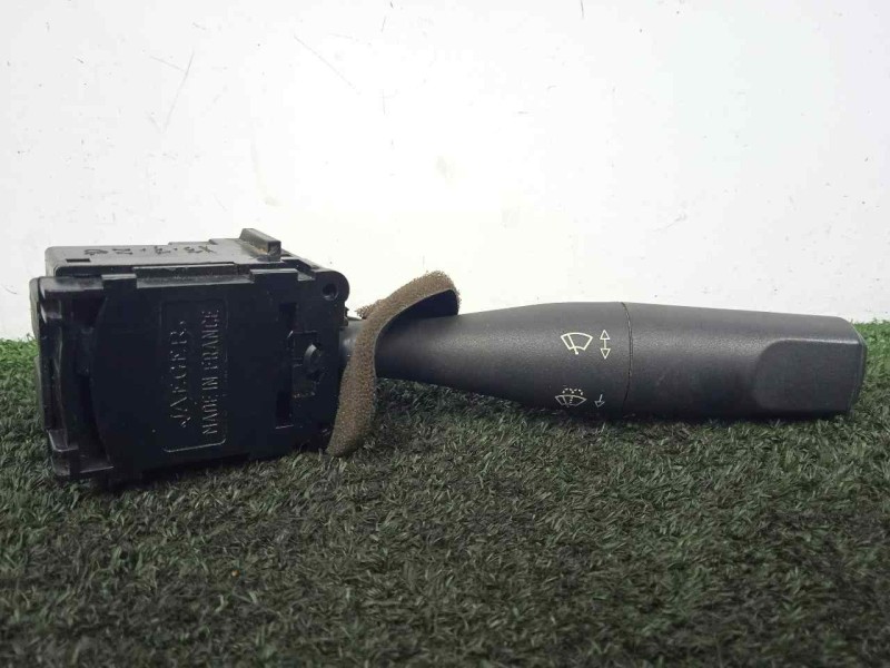 Recambio de mando limpia para peugeot 206 berlina 1.9 diesel referencia OEM IAM 96049597ZL  LIMPIA TRASERO