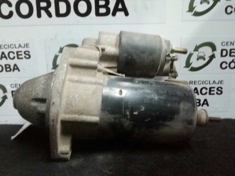 Recambio de motor arranque para volkswagen passat berlina (3b2) 1.6 referencia OEM IAM 0001107068-058911023B  BOSCH