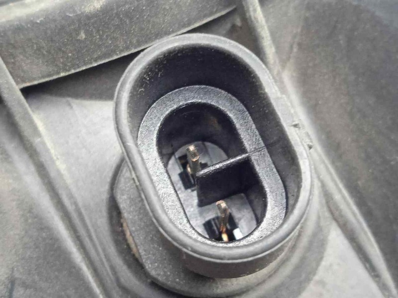 Recambio de faro izquierdo para opel zafira a 2.0 dti referencia OEM IAM SINREFERENCIA ZAFIRA.A 