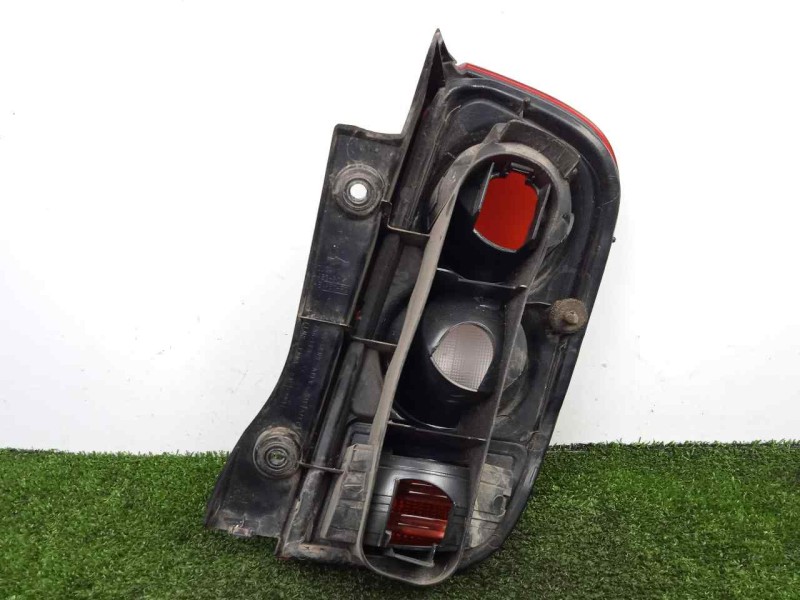 Recambio de piloto trasero izquierdo para nissan micra (k12e) 1.4 cat referencia OEM IAM  FISURADO - CON TARA 