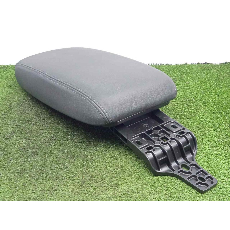 Recambio de apoyabrazos central para alfa romeo stelvio (630) 2.2 jtdm cat referencia OEM IAM 01561518950 TAPADERA 