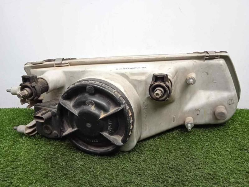 Recambio de faro izquierdo para mitsubishi carisma berlina 4 (da0) 1.9 turbodiesel referencia OEM IAM SINREFERENCIA 95-99 