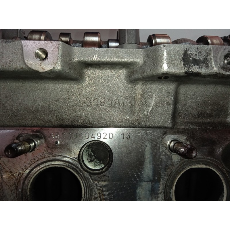 Recambio de culata para mercedes-benz clase c (w203) berlina 2.2 cdi cat referencia OEM IAM A6110104920  