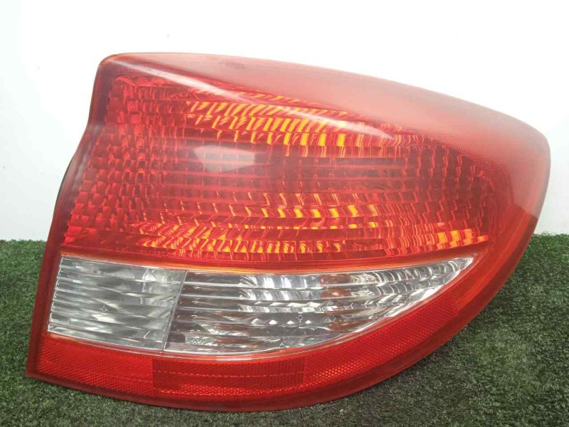 Recambio de piloto trasero derecho para kia rio 1.3 cat referencia OEM IAM  02-05 4.PUERTAS