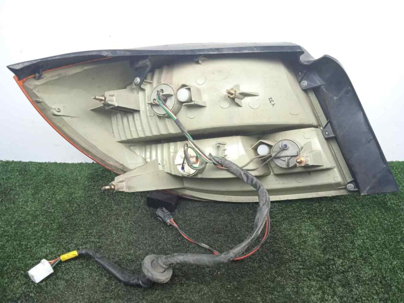 Recambio de piloto trasero derecho para kia rio 1.3 cat referencia OEM IAM  02-05 4.PUERTAS