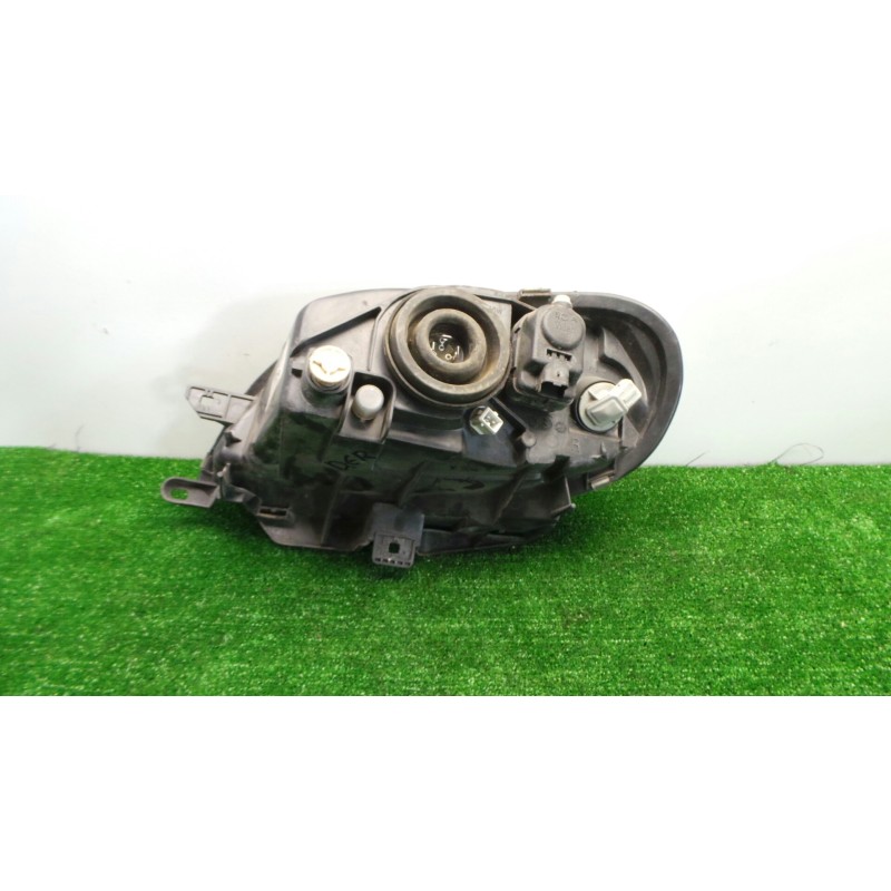 Recambio de faro derecho para citroën saxo 1.1 referencia OEM IAM  2.SERIE 