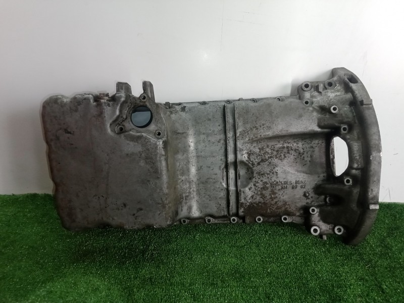 Recambio de carter para mercedes-benz clase c (w202) berlina 2.2 cdi 16v cat referencia OEM IAM R6110140002  
