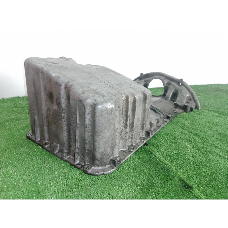 Recambio de carter para mercedes-benz clase c (w202) berlina 2.2 cdi 16v cat referencia OEM IAM R6110140002  