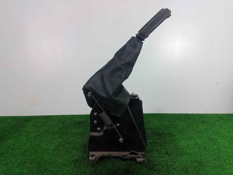 Recambio de palanca freno de mano para iveco daily furgón 2.3 diesel referencia OEM IAM 504135616  