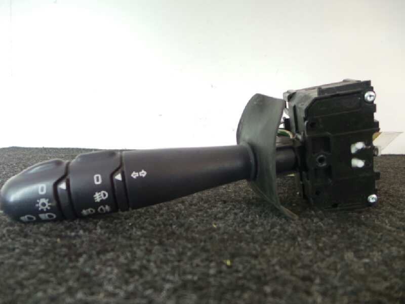 Recambio de mando luces para renault clio ii fase ii (b/cb0) 1.5 dci diesel referencia OEM IAM   