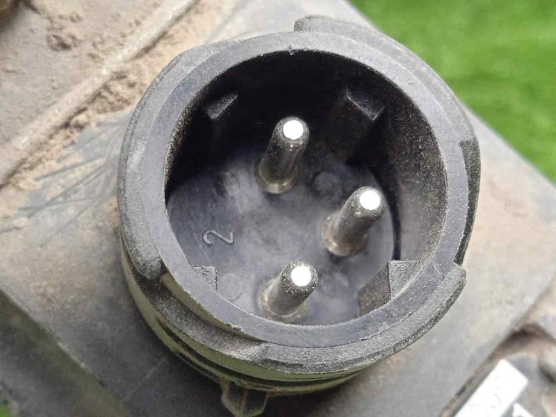 Recambio de valvula aire adicional para mercedes-benz atego 2-ejes 18 t /bm 950/2/4 6.4 diesel (om 906 la) referencia OEM IAM 00