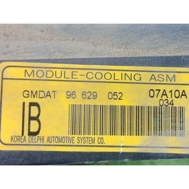 Recambio de calandra delantera de radiador para chevrolet captiva 2.0 diesel cat referencia OEM IAM 96629052  