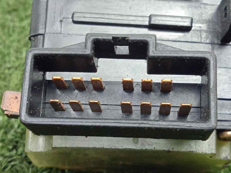 Recambio de mando limpia para hyundai elantra (xd) 2.0 crdi referencia OEM IAM  4.PUERTAS 13.PIN