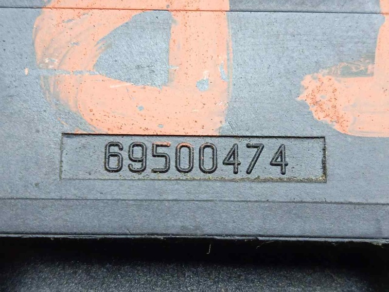 Recambio de interruptor para iveco daily furgón 2.3 diesel referencia OEM IAM 69500474 CONECTOR.TRASERA.DERECHA 