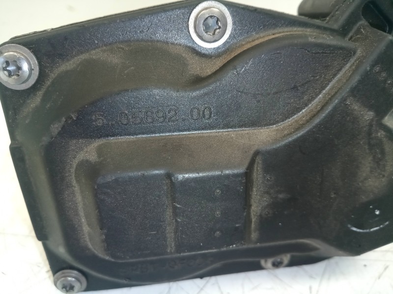 Recambio de caja mariposa para opel insignia sports tourer 2.0 cdti cat referencia OEM IAM 55564164  