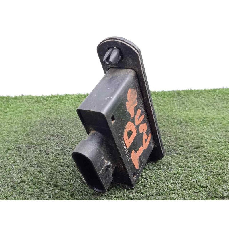 Recambio de interruptor para iveco daily furgón 2.3 diesel referencia OEM IAM 69500474 CONECTOR.TRASERA.DERECHA 