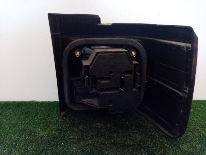 Recambio de piloto trasero izquierdo para volkswagen passat berlina (312) referencia OEM IAM  88-93 - EXTERIOR AMBAR